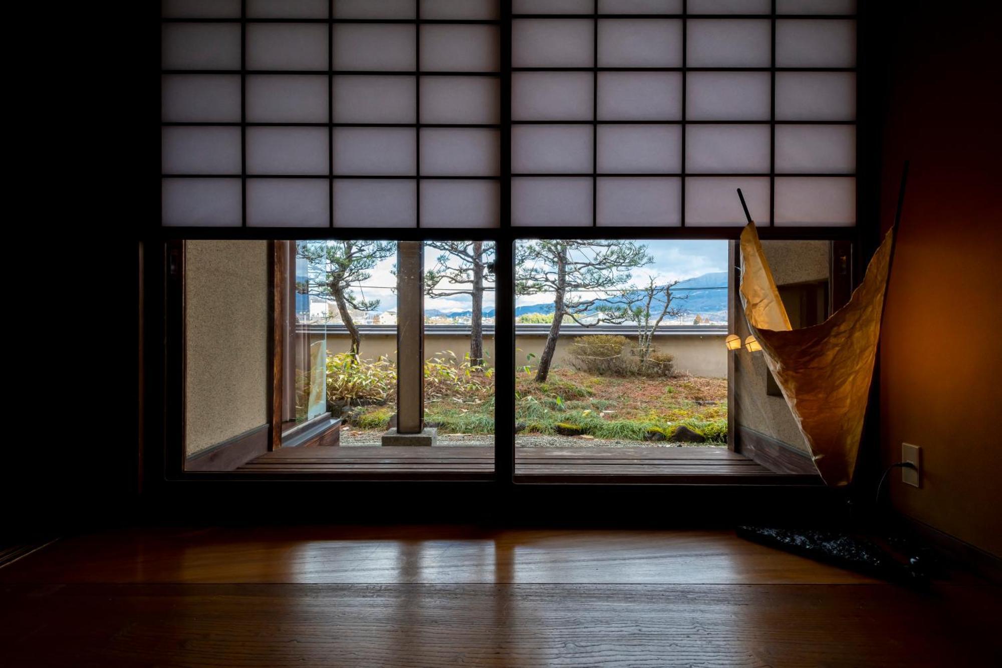 Senkeien Tsukioka Hotel Kaminoyama Exteriör bild