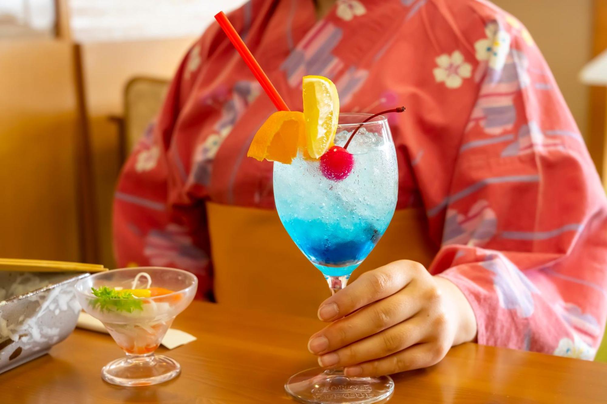 Senkeien Tsukioka Hotel Kaminoyama Exteriör bild